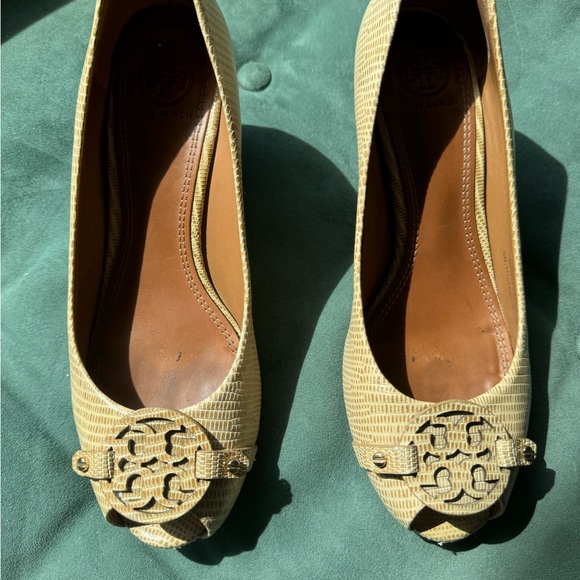 Tory Burch Mini Miller Snake Embossed Open Toe - Picture 5 of 10